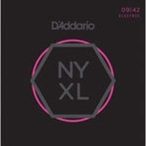 D'ADDARIO NYXL Super Light Top / Regular Bottom 09-46